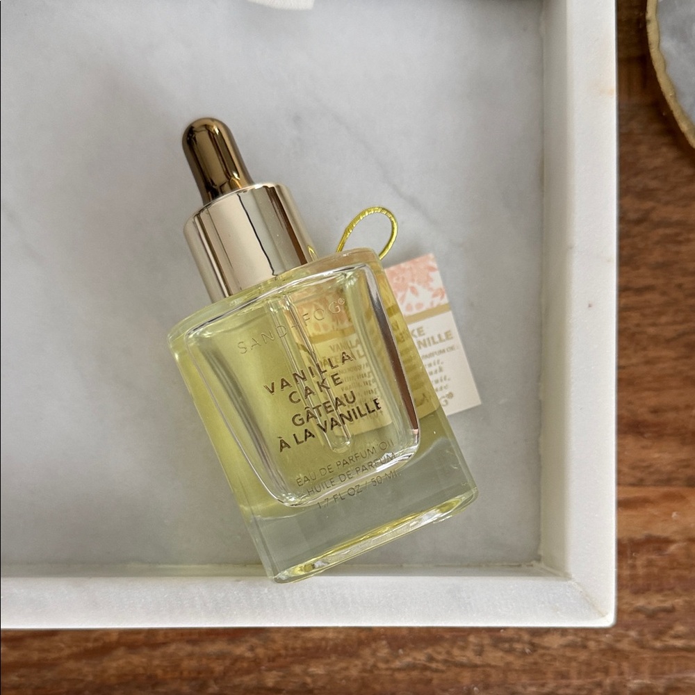 Sand + Fog Parfum Oil ‘Vanilla Cake’